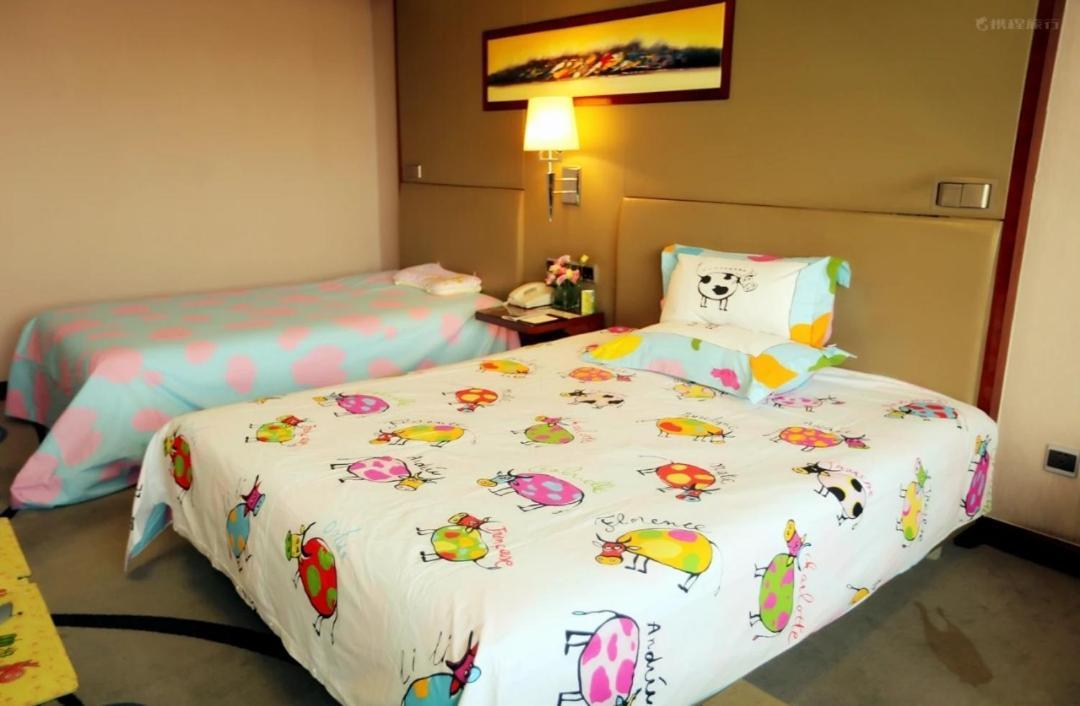 Inzone Garland Hotel Csinan Kültér fotó
