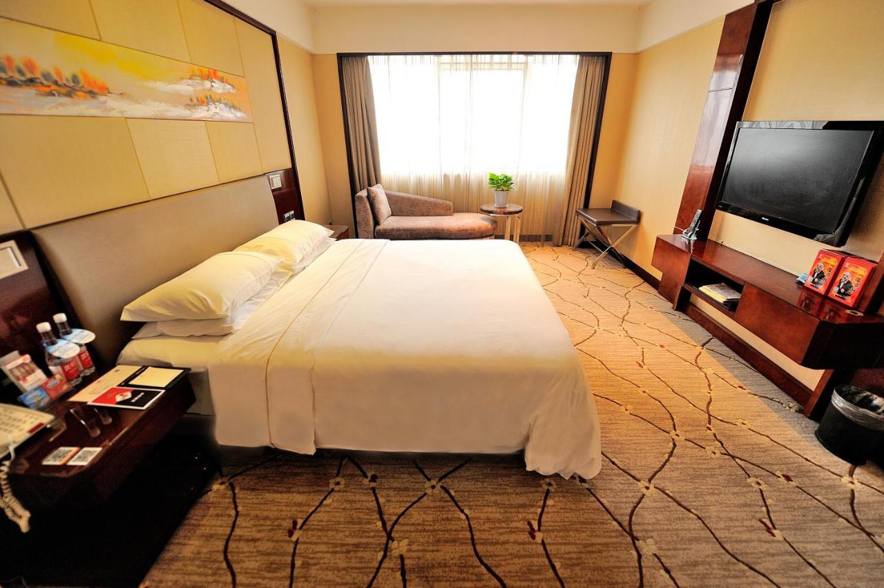 Inzone Garland Hotel Csinan Kültér fotó